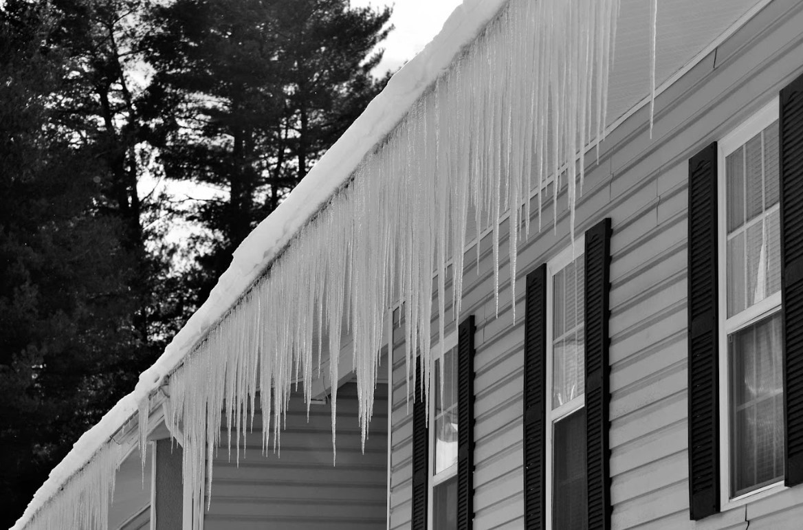 ice dams on roofs in Northern Virginia